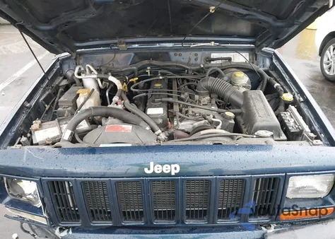 2001 Jeep Cherokee Sport z USA, uszkodzony, nr VIN 1J4FF48S81L587791